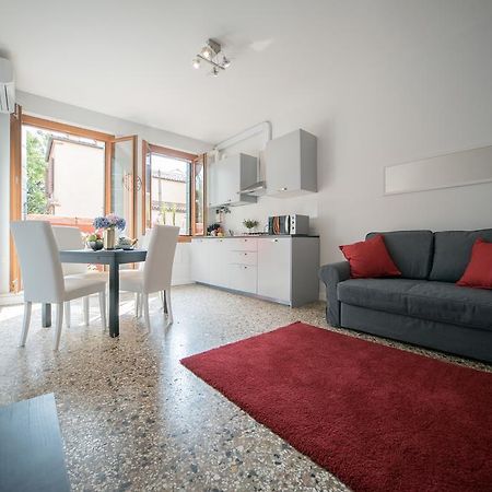 Venier Apartment Venesia Bagian luar foto