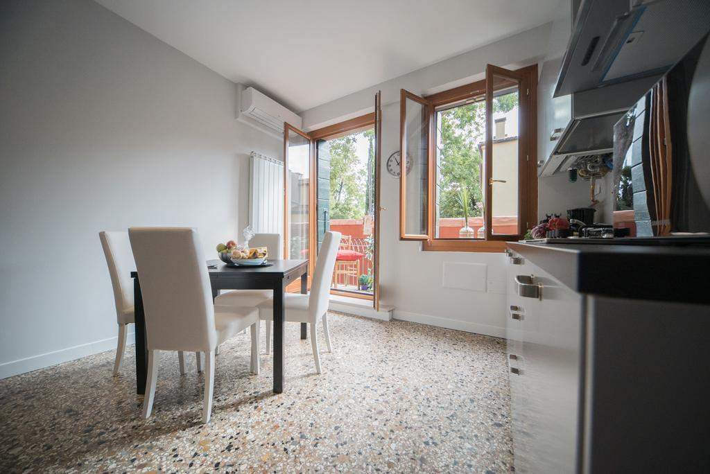 Venier Apartment Venesia Bagian luar foto