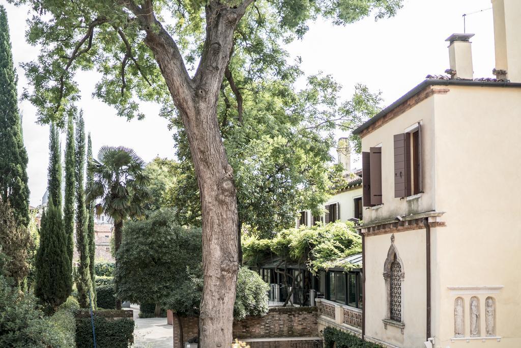Venier Apartment Venesia Bagian luar foto